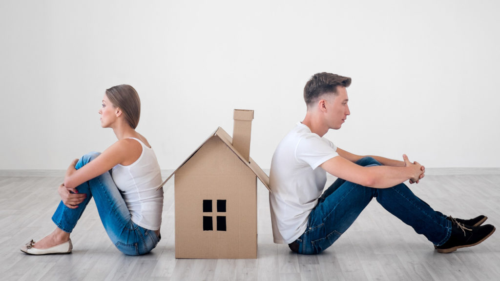 Wirtschaftliche Aspekte beim Haus verkaufen im Falle einer Scheidung